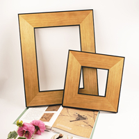Marco de Fotos Personalizado con Diseño Europeo de Grano de Madera Amarillo, Hecho a Mano, Ecológico, con Relieve Impreso, Entrega Rápida