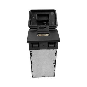 Chargeur de voiture USB 2.1A, port unique, type allume-cigare 12V, pour Toyota Camry Highlander - Product Image 2