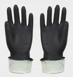 Industrial Rubber Gloves PPE Gloves Black Industrial Latex Rubber Gloves Man Using Gloves