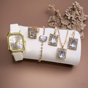 2026 New Women's Eco-Friendly Trendy Fashion <strong>Rectangular</strong> Alloy Case Quartz <strong>Watch</strong> with Acrylic Band 10mm Thickness Pointer Dial - Product Image 2