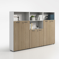 Armoire de bureau moderne en panneaux, surface en MDF et mélamine, armoire de rangement modulaire en bois à portes battantes basses
