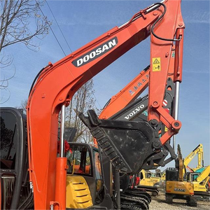 Mini-excavatrice sur chenilles hydraulique Doosan Dx60-9c d'occasion, 6 tonnes, avec godet de 0,2 m, pompe à engrenages, roulement, moteur de 54 kW - Product Image 5