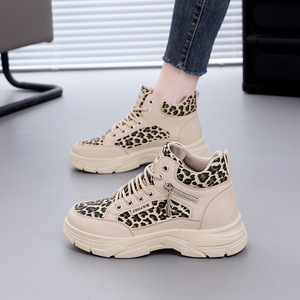 Zapatos casuales de plataforma con estampado de leopardo para mujer, estilo 2026, modernos y versátiles para exteriores - Product Image 5