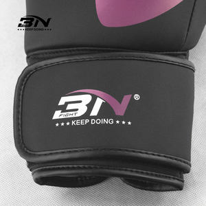 BN Entrenamiento De <span class=keywords><strong>Boxeo</strong></span> Guantes De <span class=keywords><strong>Boxeo</strong></span> Saco De <span class=keywords><strong>Boxeo</strong></span> Kickboxing Sparring Bolsa pesada Entrenamiento Muay Thai MMA 10oz Púrpura De <span class=keywords><strong>Boxeo</strong></span> Mujeres - Product Image 3