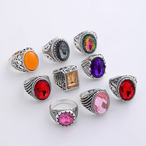 2024 nóng Bán buôn giá rẻ Trung Đông phổ biến cổ bạc màu sắc khác nhau Thiết kế đá quý Punk nhẫn cho nam giới - Product Image 5