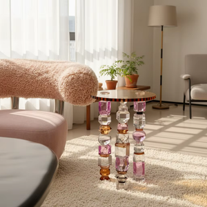 Tavolino Laterale di Lusso con Cristalli Geometrici |   Tavolino da Caffè in Acrilico Tagliato a Mano con Motivo Azalea per Arredamento di Design e Interni di Hotel di Lusso - Product Image 2