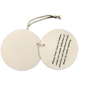 Etiqueta colgante en relieve de nuevo diseño personalizado a la moda, cadena de regalo especial, etiquetas colgantes de Pvc para ropa, logotipo propio - Product Image 4