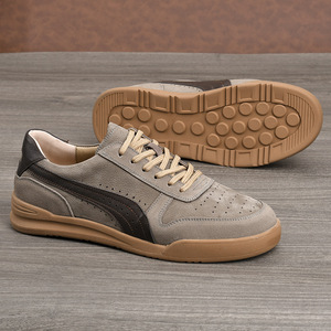 Chaussures de marche pour hommes à bout rond, à lacets, en faux daim, semelle extérieure en caoutchouc antidérapante, doublure en cuir véritable, couleur unie, confortables et décontractées - Product Image 2