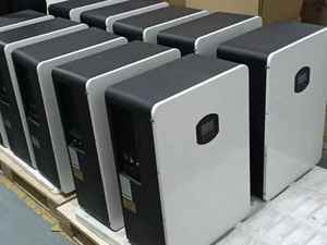 10KW with Built in 10KWH Battery Lithium Ion <b>Plug</b> and Play Honebattery Energy Battery Storage Systems 230Vac Output - Product Image 1