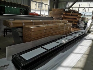 2025 Portes coulissantes sectionnelles industrielles Entrepôt cadre en aluminium Panneau <span class=keywords><strong>de</strong></span> verre transparent 4S <span class=keywords><strong>Porte</strong></span> <span class=keywords><strong>de</strong></span> <span class=keywords><strong>garage</strong></span> Prix d'usine - Product Image 5