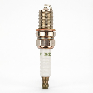 Bougie d'allumage Rc12Yc compatible avec Briggs Stratton 491055 805015, pièces pour tracteurs de pelouse et équipements de jardinage - Product Image 6