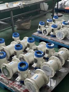 MHLD High Temperature <strong>Conductive</strong> Liquid Flowmeter PTFE F46 PFA Lining Electromagnetic <strong>Flow</strong> <strong>Meters</strong> - Product Image 3