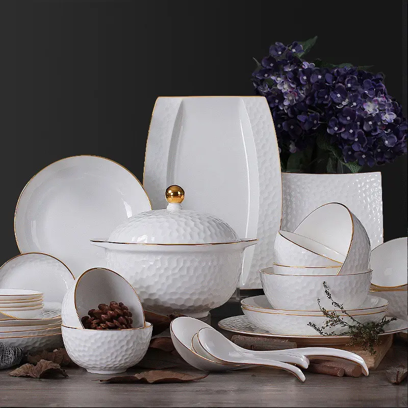 High Quality Bowls and Plates Ceramic Bone China White and Emboss Dinner  Set With Gold Rim