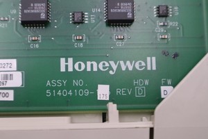 โมดูลควบคุมระยะไกล Honeywell MC-PRHM01 51404109-175 REV D STOCK G591 รุ่น Experion Series สำหรับระบบควบคุมทางหลวง PLC - Product Image 2