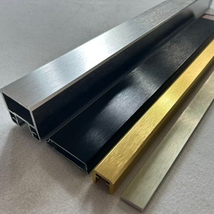 Un océan de profils en aluminium décoratifs de haute qualité, magnifiques et très appréciés - Product Image 3