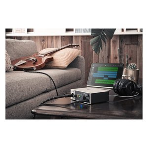 Interface audio USB VOLT 1, entrée jack XLR, alimentation fantôme 48V, sortie casque de monitoring - Product Image 3