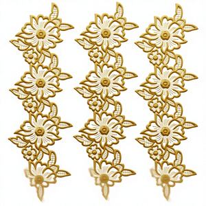 ผ้าโพลีเอสเตอร์/คอตตอนเนื้อนุ่ม แต่งเลื่อมตาข่ายเมทัลลิก ปักลายด้วยคริสตัล ลูกไม้สัมผัสนุ่ม สำหรับชุดเจ้าสาว ตกแต่งเลเฮนกา ส่งออกจำนวนมาก - Product Image 1