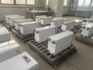 แบตเตอรี่พลังงานแสงอาทิตย์สำหรับเก็บพลังงานภายในบ้านแบบออลอินวัน 25.6V 200Ah 5kWh แบบต่อพ่วงได้ มาตรฐาน IP65 สำหรับเครื่องใช้ไฟฟ้า แบบตั้งพื้น รับผลิตแบบ OEM ODM - Product Image 3