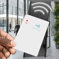 Carte d'impression PVC ISO, étiquette NFC RFID étanche, mini-badge pour adhésion, entreprise, hôtel, cadeau, paiement, contrôle d'accès, partage sur les réseaux sociaux