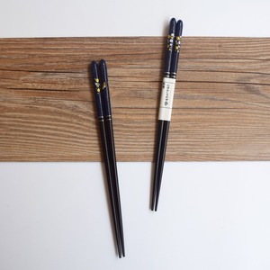 Gato de la suerte japonés, estilo encantador, Gato de La Fortuna, revestimiento de laca de madera, palillos con estampado de <span class=keywords><strong>Sakura</strong></span>, juego de regalo de palillos japoneses - Product Image 3