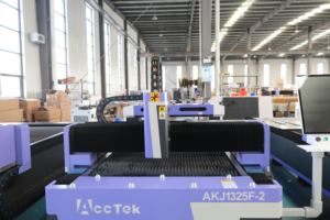 Máquina de Corte por Láser de Fibra CNC Económica de 1000W 1500W 2000W para Corte de Chapa Metálica - Product Image 4