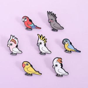 Nouvelle Arrivée <span class=keywords><strong>Épingles</strong></span> Métalliques de Dessin Animé Série Perroquet Mignon Broches Créatives Style Cartoon Accessoire Métallique Coloré Oiseau Animal - Product Image 2
