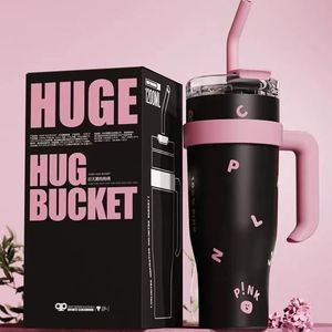 Nouvelle tasse isotherme géante noire et rose de 40 oz avec poignée et paille pour voiture - Product Image 2
