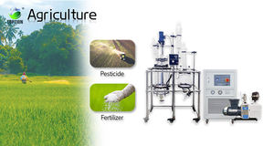 Le réacteur multifonctionnel en verre combine le chauffage, le refroidissement et l'agitation dans une unité - Product Image 3