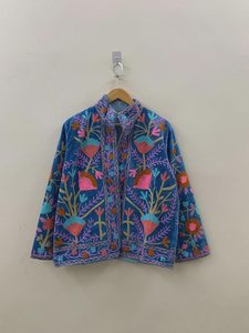 Veste en velours bleu indien Suzani, tissée, respirante, en coton brodé, style bohème, printemps, exportateur OEM, fabricant Inde - Product Image 1