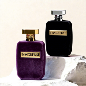 Wholesale Soft Rectangular Perfume <b>Bottle</b> 30ml 50Ml 100Ml Velvet Glass Perfume <b>Bottle</b> Empty Luxury Perfume <b>Bottle</b> With Zamac Cap - Product Image 1