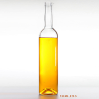 Bouteilles en verre transparent à col long de 700ml 750ml pour emballage d'alcool de qualité supérieure vin whisky vodka étiquetage personnalisable