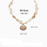Collar de Conchas Naturales Irregulares Estilo Cerámico al por Mayor de Fábrica, con Cuentas de Concha Natural y Colgante de Acero Inoxidable para Mujer