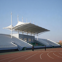 Structure de tribune sportive moderne en membrane ignifuge pour stade scolaire