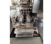 Machine d'emballage automatique de boîtes de parfum WANHE BT-350 à moteur électrique, machine d'emballage en cellophane pour cosmétiques, boissons, textiles, marchandises
