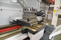 Tour CNC à lit plat polyvalent à broche unique robuste CK6150 FANUC Haute Précision pour tournage horizontal de pièces métalliques et filetage d'arbres