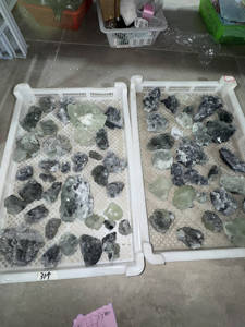 Fluorite verde da 13,1 kg con campione di quarzo del Fujian - Product Image 1