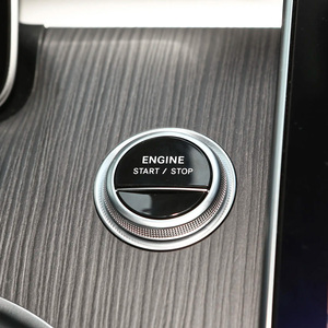 Mercedes-Benz Classe <span class=keywords><strong>C</strong></span> PHEV 2024 Deuxième Lifting <span class=keywords><strong>C</strong></span> <span class=keywords><strong>350</strong></span> EL Nouvelle Voiture Hybride de Luxe Véhicule à Énergie Nouvelle - Product Image 4
