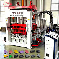 Machine de moulage de blocs entièrement automatique QT10-15F, facile à utiliser, pour usine de blocs à grande échelle