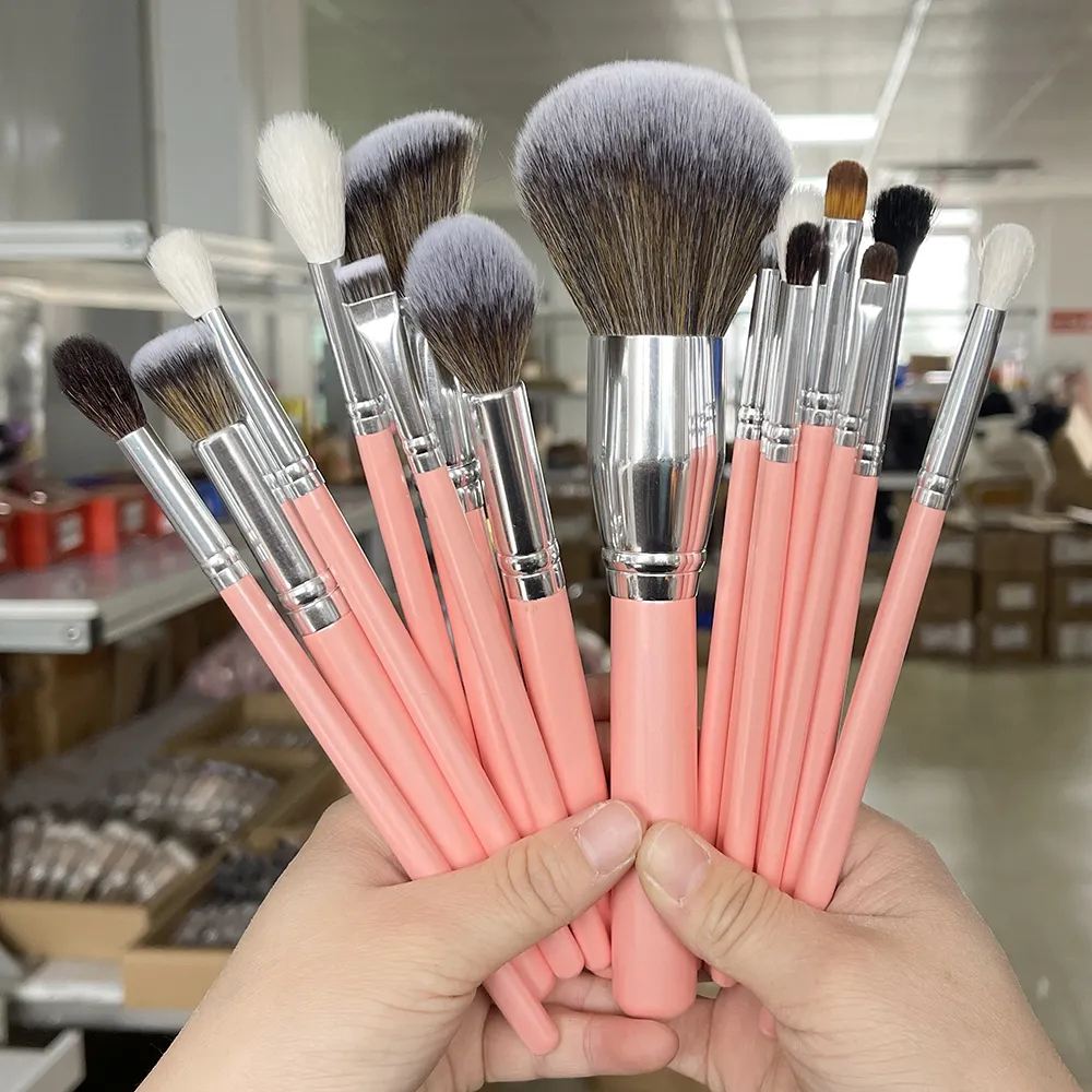 BUEART Luxury Brush FREE Sample Natural Pile Hair High quality Famous brand Flat Round Foundation goat hair makeup brushes