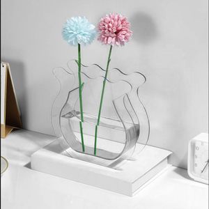 <span class=keywords><strong>Vase</strong></span> Acrylique Moderne Art Déco Petit <span class=keywords><strong>Vase</strong></span> Floral <span class=keywords><strong>Transparent</strong></span> Dessus De Table <span class=keywords><strong>Vase</strong></span> À Fleurs En Acrylique - Product Image 2
