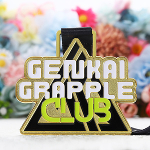 Medallas <span class=keywords><strong>de</strong></span> Jiu Jitsu <span class=keywords><strong>de</strong></span> Aleación <span class=keywords><strong>de</strong></span> Zinc Esmaltadas, Triangulares, Chapadas en Oro, Medalla Deportiva <span class=keywords><strong>de</strong></span> Metal Personalizada para Club <span class=keywords><strong>de</strong></span> Jiu-Jitsu y Grappling - Product Image 3