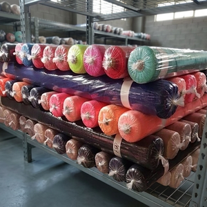 Lote de tela: gasa de perlas de polietileno tejido teñido sólido de 60" - Product Image 3