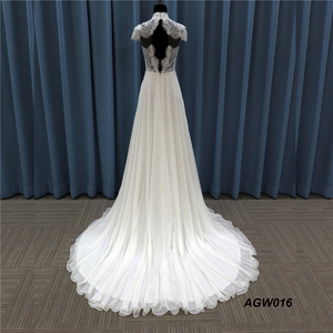 Vestido de Novia de Encaje de Lujo Hecho a Mano con Manga Corta y Espalda Descubierta <span class=keywords><strong>para</strong></span> <span class=keywords><strong>Boda</strong></span> <span class=keywords><strong>Civil</strong></span> - Product Image 5