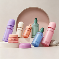 Flacon de sérum anti-âge 30 ml avec bouchon sphérique unique, compte-gouttes en verre, distributeur d'huile pour le visage à la vitamine C de luxe