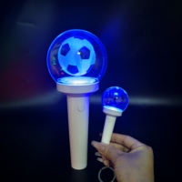 Bâton lumineux de football télécommandé, LED personnalisable 15 couleurs, souvenirs de football, articles promotionnels d'entreprise, collaboration IP disponible
