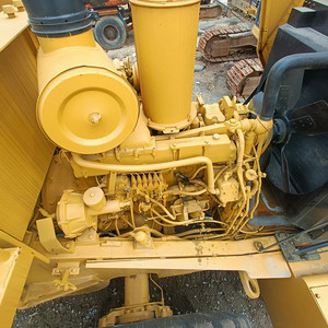 Cargadora de ruedas mediana Cat 966F usada, pocas horas de uso, original de Japón, modelo clásico de alta resistencia, eficiente para canteras y construcción. - Product Image 6