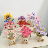 Nouvelle fleur de tournesol au crochet faite à la main, plante en pot, pour la décoration de bureau, de maison ou de bureau, joli cadeau de fleur artificielle