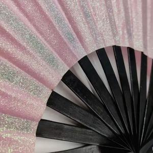 Ventilateur pliant en bambou grand étui de ventilateur holographique irisé Clack et festival de sac pour les cadeaux de promotion de fête - Product Image 5