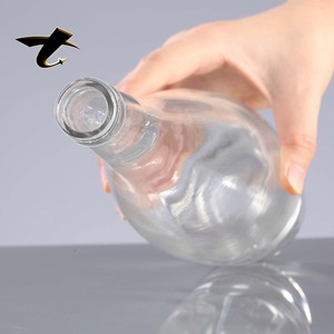 Bouteille de <span class=keywords><strong>vin</strong></span> mousseux en verre transparent de 500 ml en gros, bouteilles de <span class=keywords><strong>vin</strong></span> mousseux Magnum grand format avec bouchon en liège, options OEM personnalisées - Product Image 4
