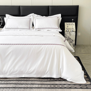 Juego <span class=keywords><strong>de</strong></span> ropa <span class=keywords><strong>de</strong></span> <span class=keywords><strong>cama</strong></span> <span class=keywords><strong>de</strong></span> Hotel <span class=keywords><strong>de</strong></span> lujo <span class=keywords><strong>de</strong></span> 4 piezas 300TC tamaño Queen sábana <span class=keywords><strong>de</strong></span> algodón bordada funda <span class=keywords><strong>de</strong></span> almohada funda nórdica técnica tejida para Hotel - Product Image 4
